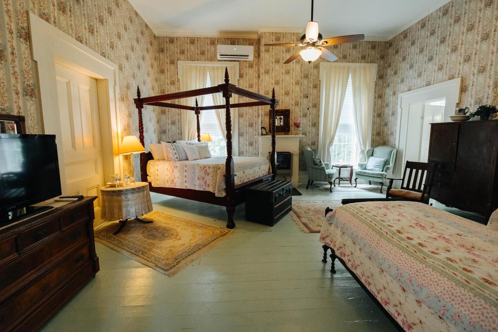 Maple Hill Manor Bed & Breakfast Springfield Zewnętrze zdjęcie